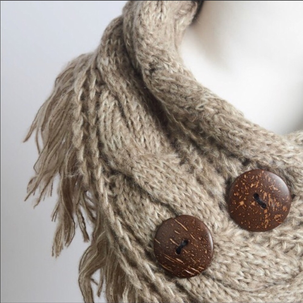 Knit scarf wrap button fringe mocha - Picture 3 of 4